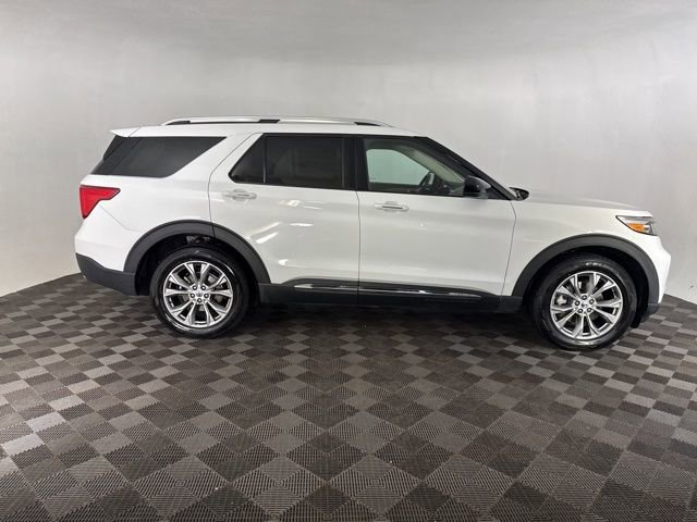 Used 2023 Ford Explorer Limited image 5
