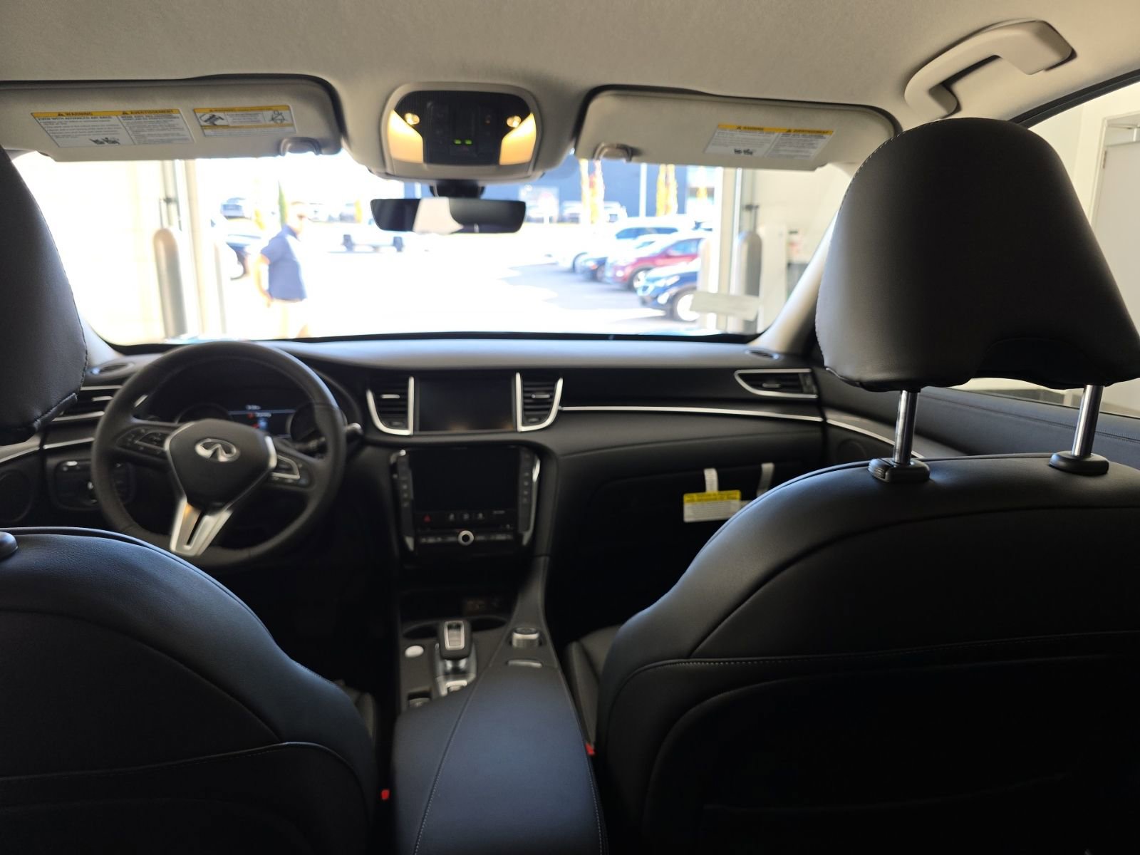 New 2025 INFINITI QX50 Pure image 23