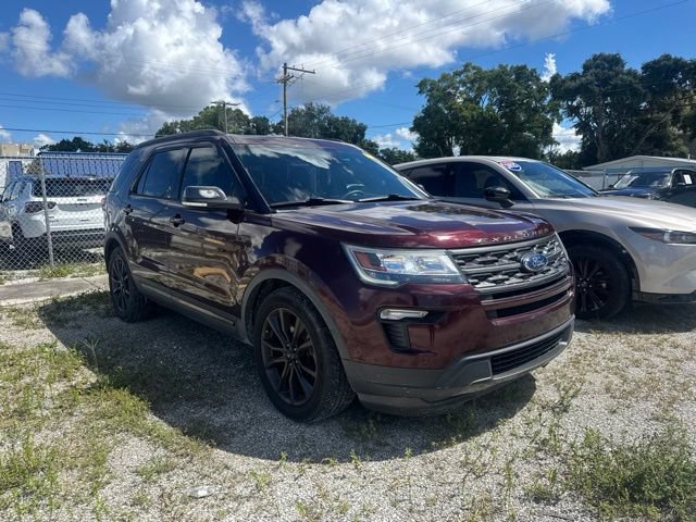 Used 2018 Ford Explorer XLT w/ Equipment Group 202A FWD image 1