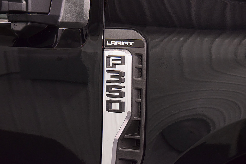New 2027 Ford F350 Lariat w/ Lariat Premium Package AWD/4WD image 12