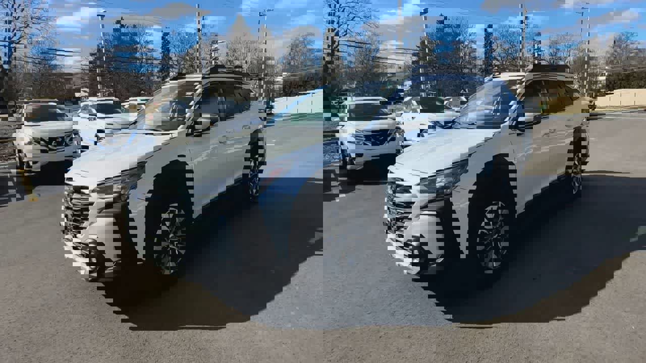 Certified 2023 Subaru Outback Touring XT image 4