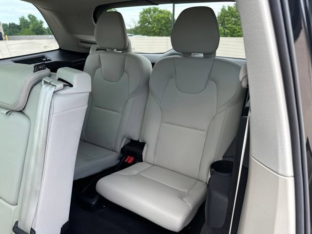 Certified 2023 Volvo XC90 B5 Plus w/ Protection Package Premier AWD/4WD image 13