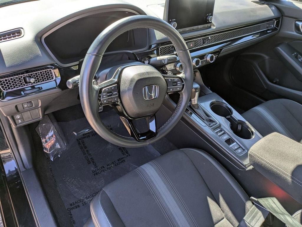 Used 2023 Honda Civic Sport image 11