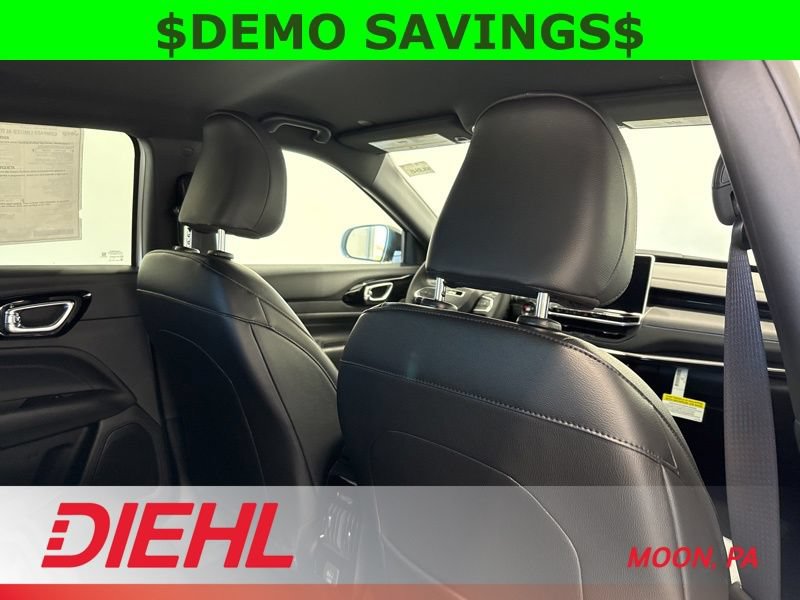 New 2026 Jeep Compass Limited AWD/4WD image 13
