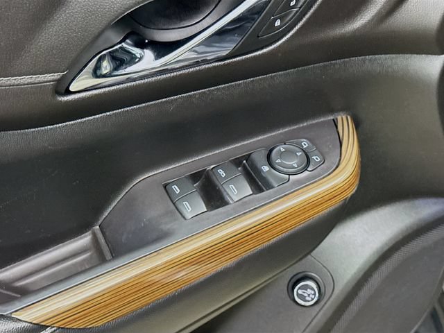 Used 2019 GMC Acadia SLE FWD image 17