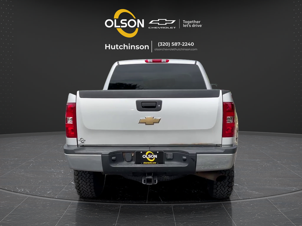 Used 2010 Chevrolet Silverado 2500 LT w/ Interior Plus Package AWD/4WD image 7