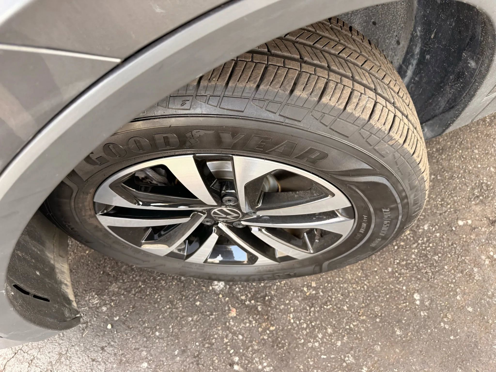 Used 2024 Volkswagen Tiguan S AWD/4WD image 39