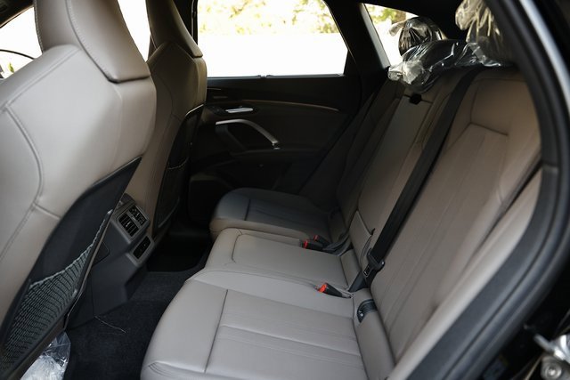New 2025 Audi Q5 Premium Plus image 26