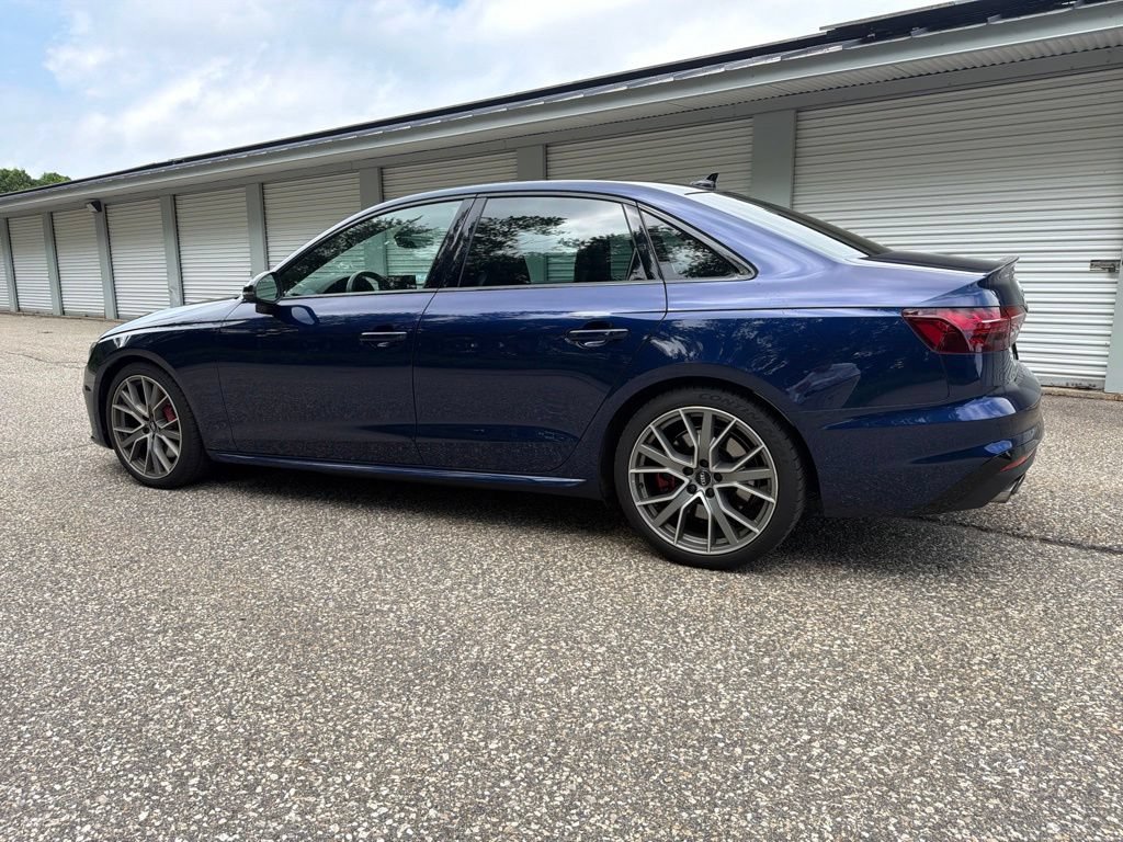 Used 2021 Audi S4 Premium Plus w/ Premium Plus Package AWD/4WD image 3