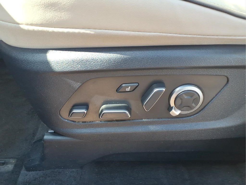 Used 2024 Hyundai Palisade Calligraphy FWD image 13