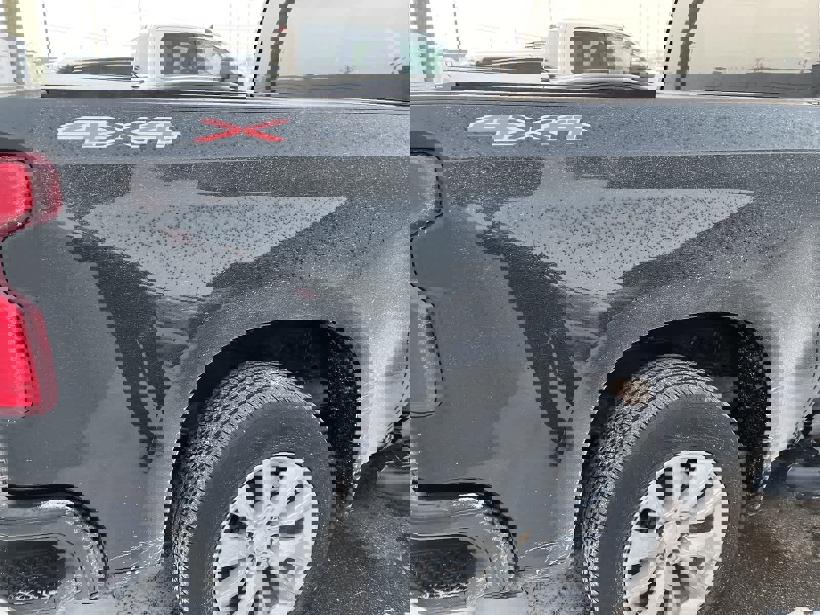 Used 2022 Chevrolet Silverado 1500 Custom image 13