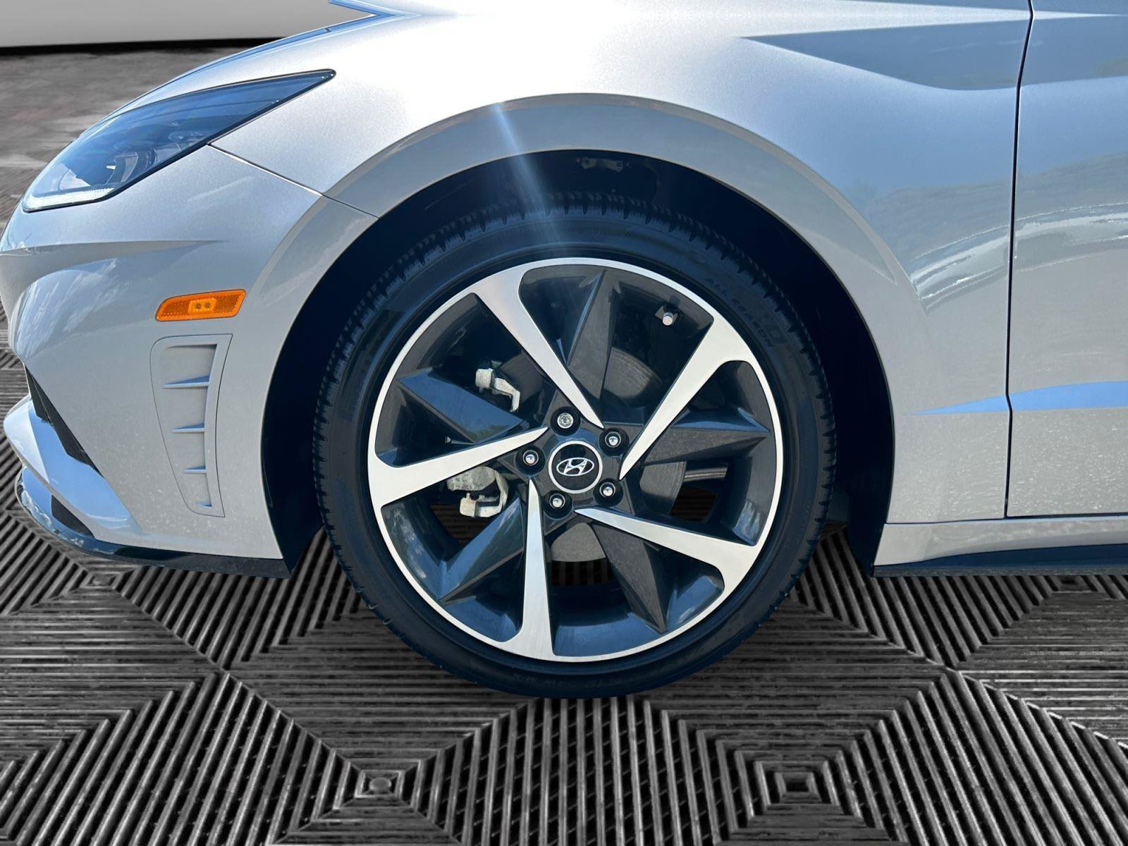 Used 2023 Hyundai Sonata SEL Plus FWD image 9