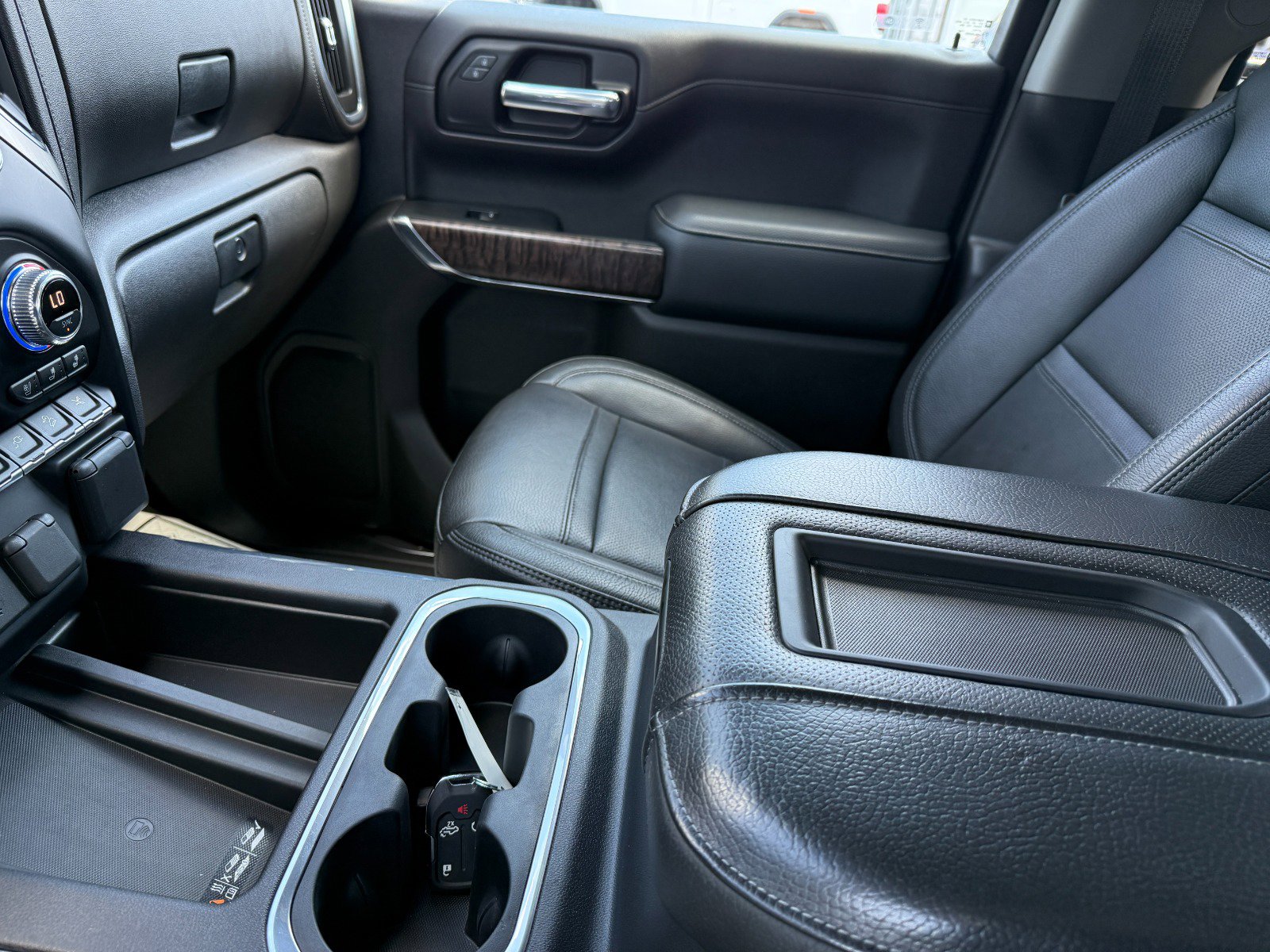 Certified 2020 GMC Sierra 1500 Denali w/ Denali Ultimate Package image 37