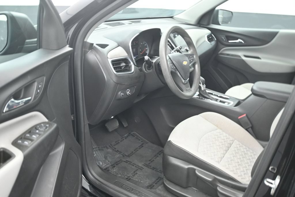 Used 2024 Chevrolet Equinox LS FWD image 10