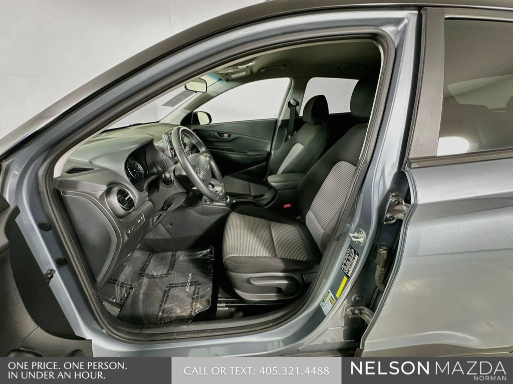 Used 2020 Hyundai Kona SEL w/ Cargo Package FWD image 12
