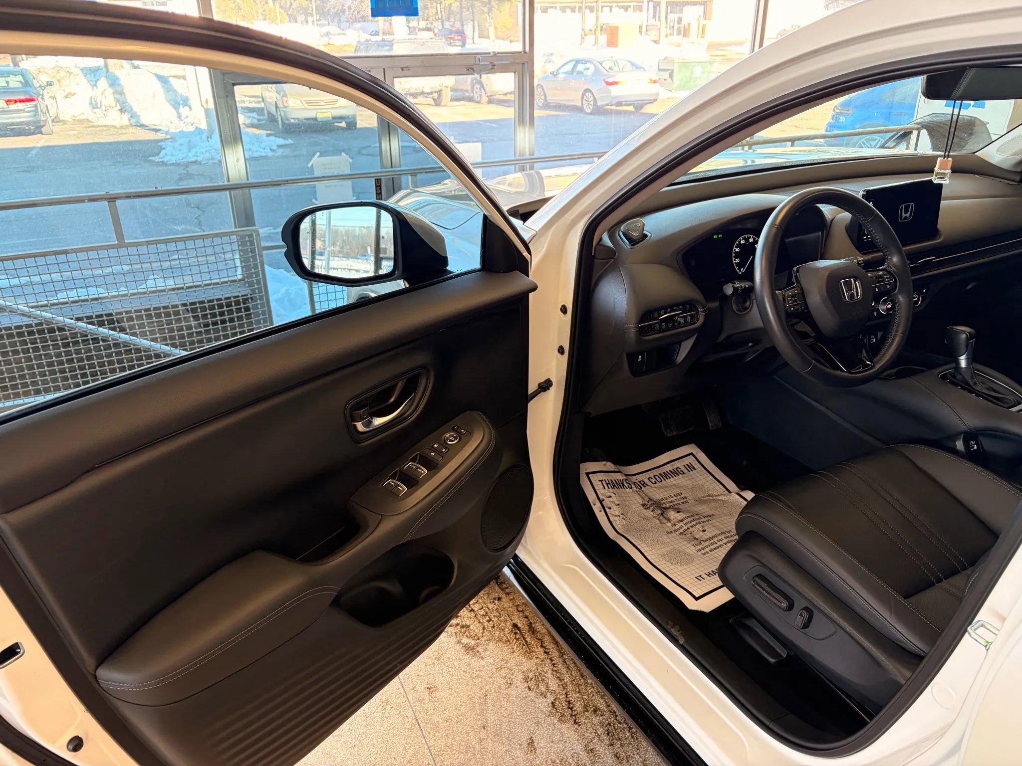 Used 2023 Honda HR-V EX-L image 57