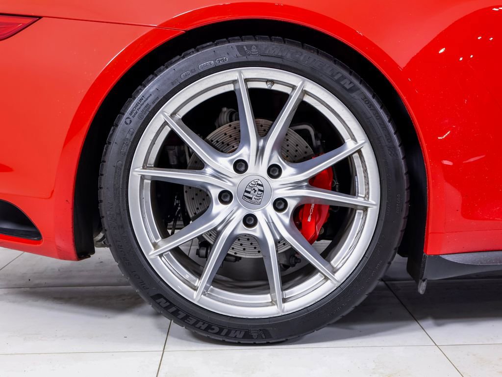 Certified 2018 Porsche 911 Targa 4S image 24