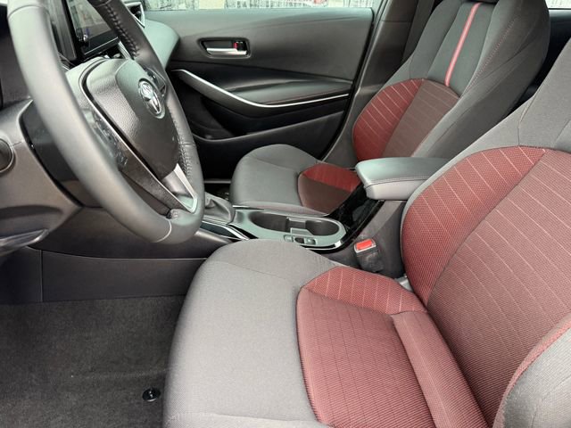 Used 2025 Toyota Corolla SE FWD image 13
