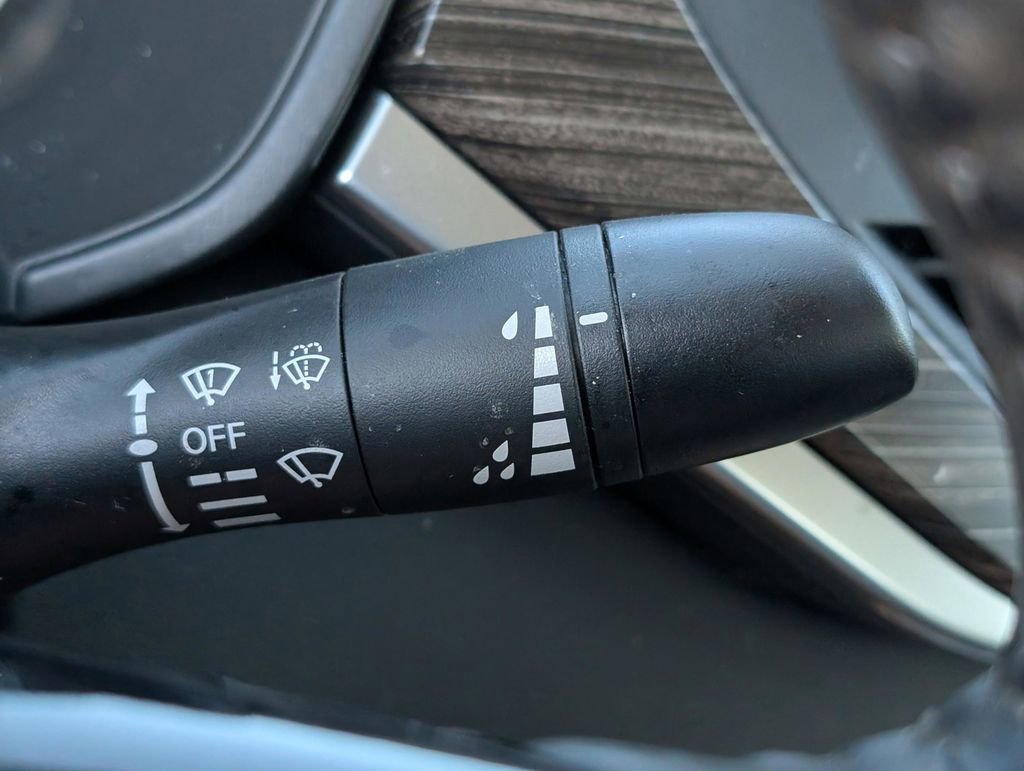 Used 2021 Nissan Altima 2.5 Platinum image 27