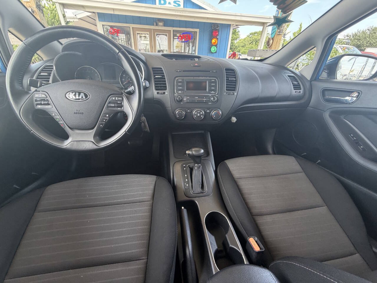 Used 2015 Kia Forte EX FWD image 17