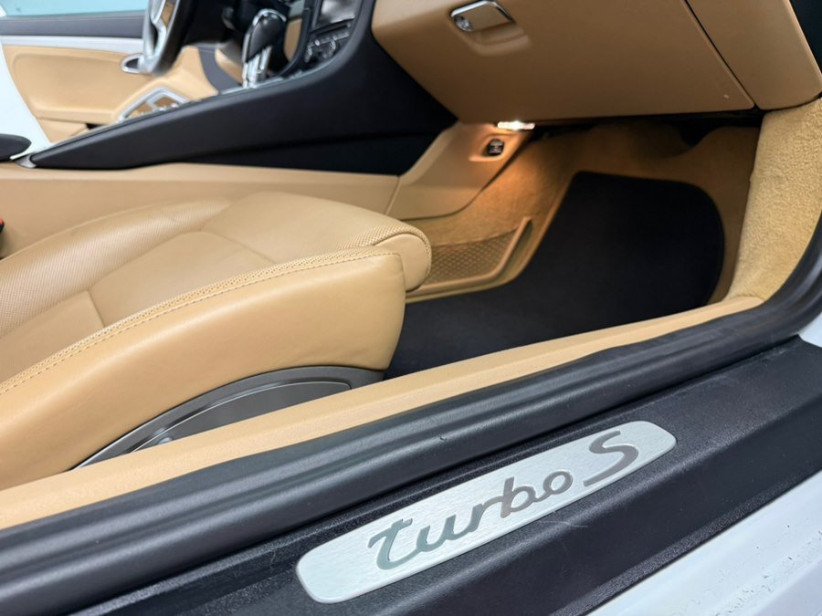 Used 2015 Porsche 911 Turbo S AWD/4WD image 45