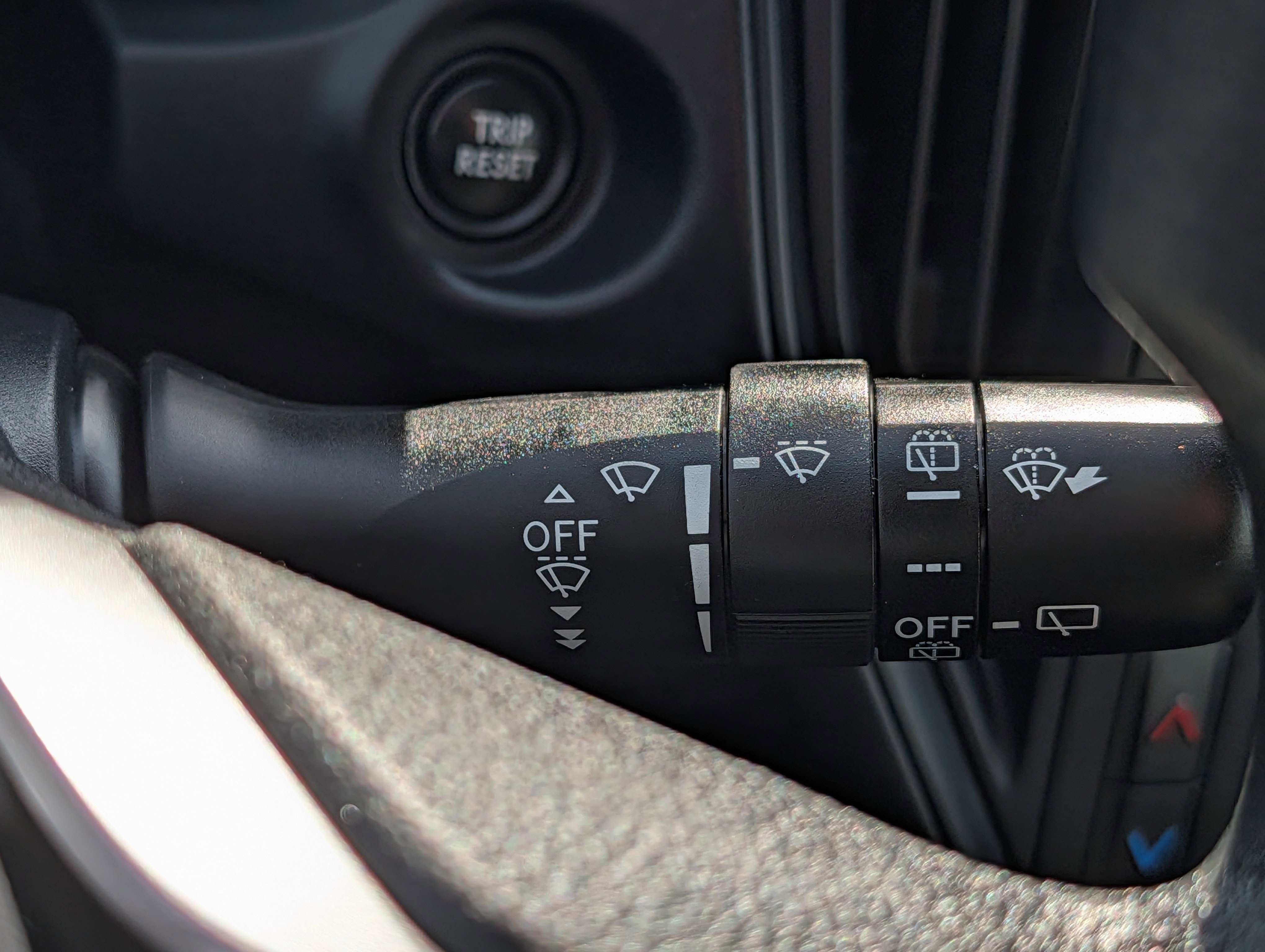 Certified 2025 Subaru Impreza 2.0i image 29