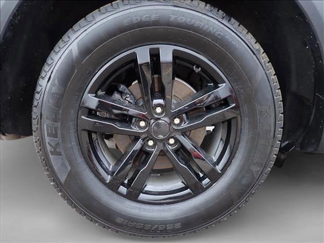 Used 2022 Ford Explorer XLT w/ Equipment Group 202A AWD/4WD image 7