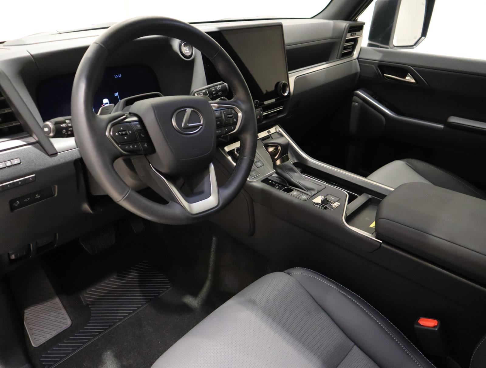 Used 2024 Lexus GX 550 w/ Accessory Package (Z1) image 22