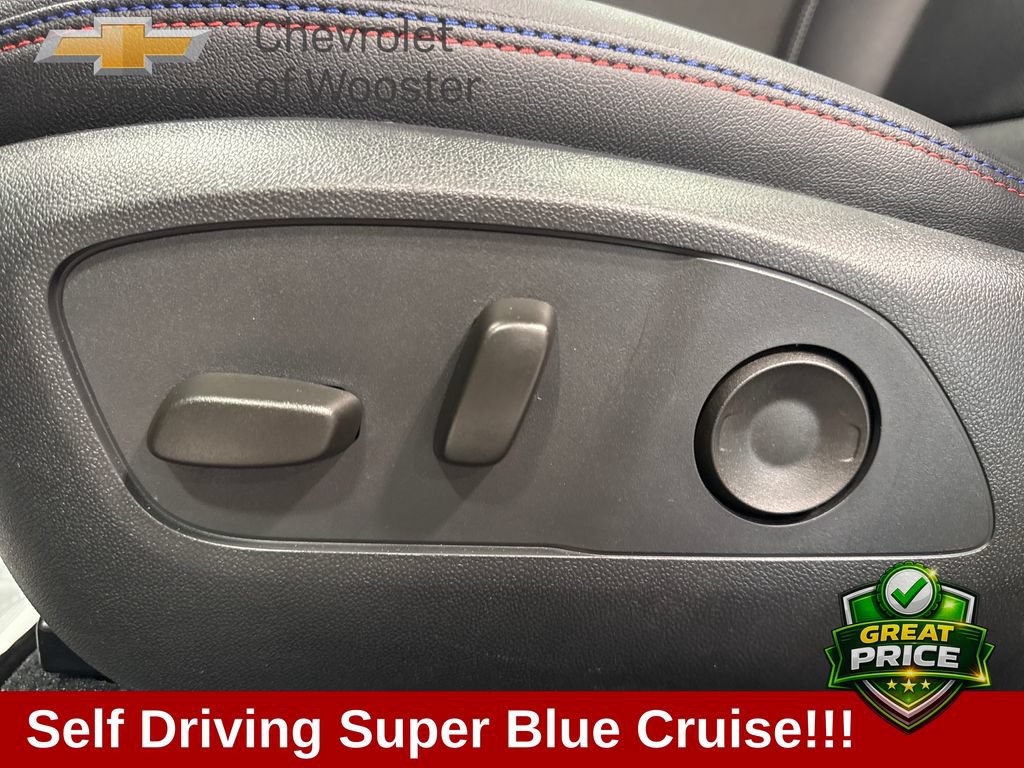 New 2025 Chevrolet Equinox EV RS w/ Active Safety Package 3 AWD/4WD image 30