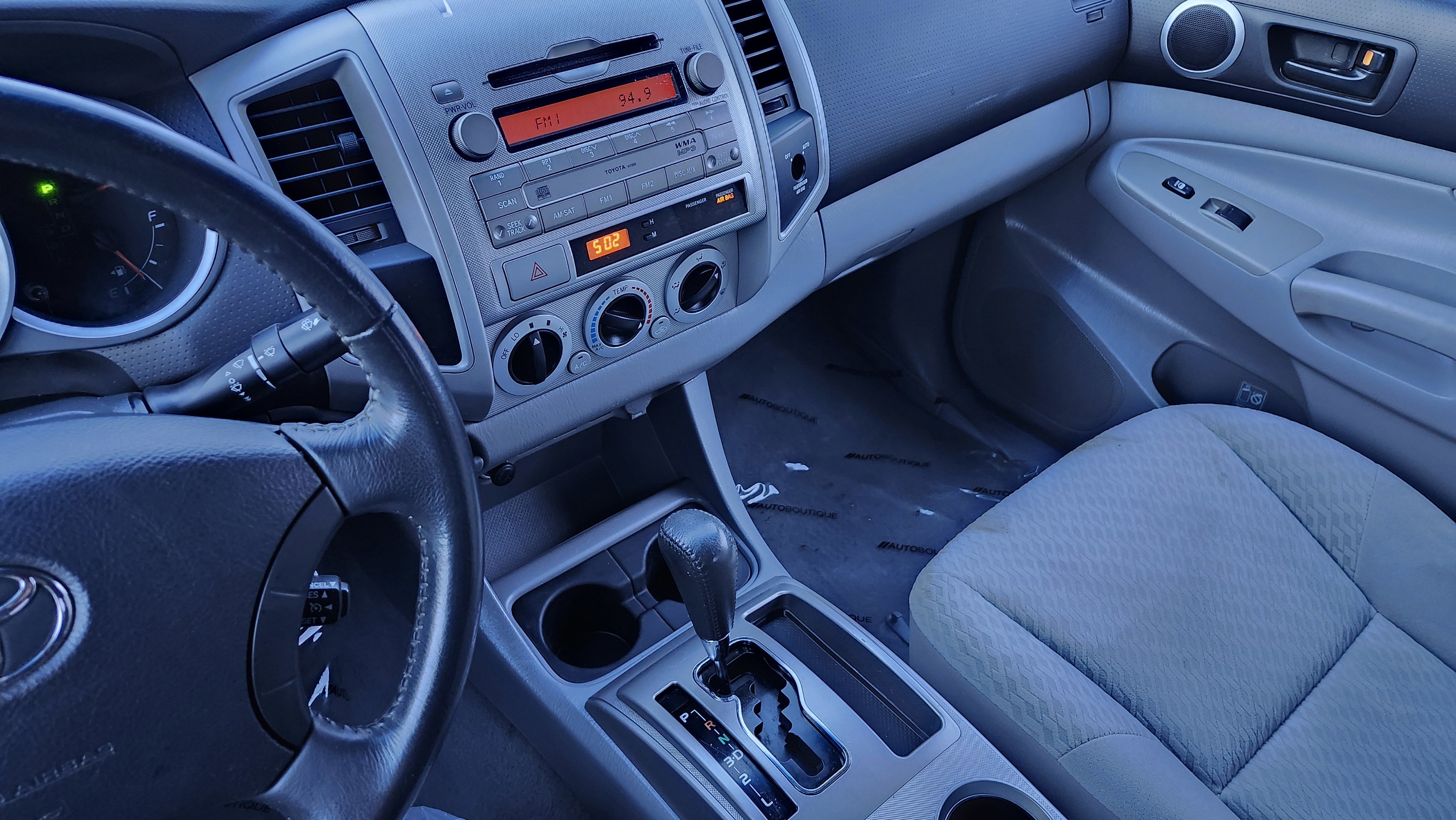 Used 2011 Toyota Tacoma 2WD Access Cab image 25