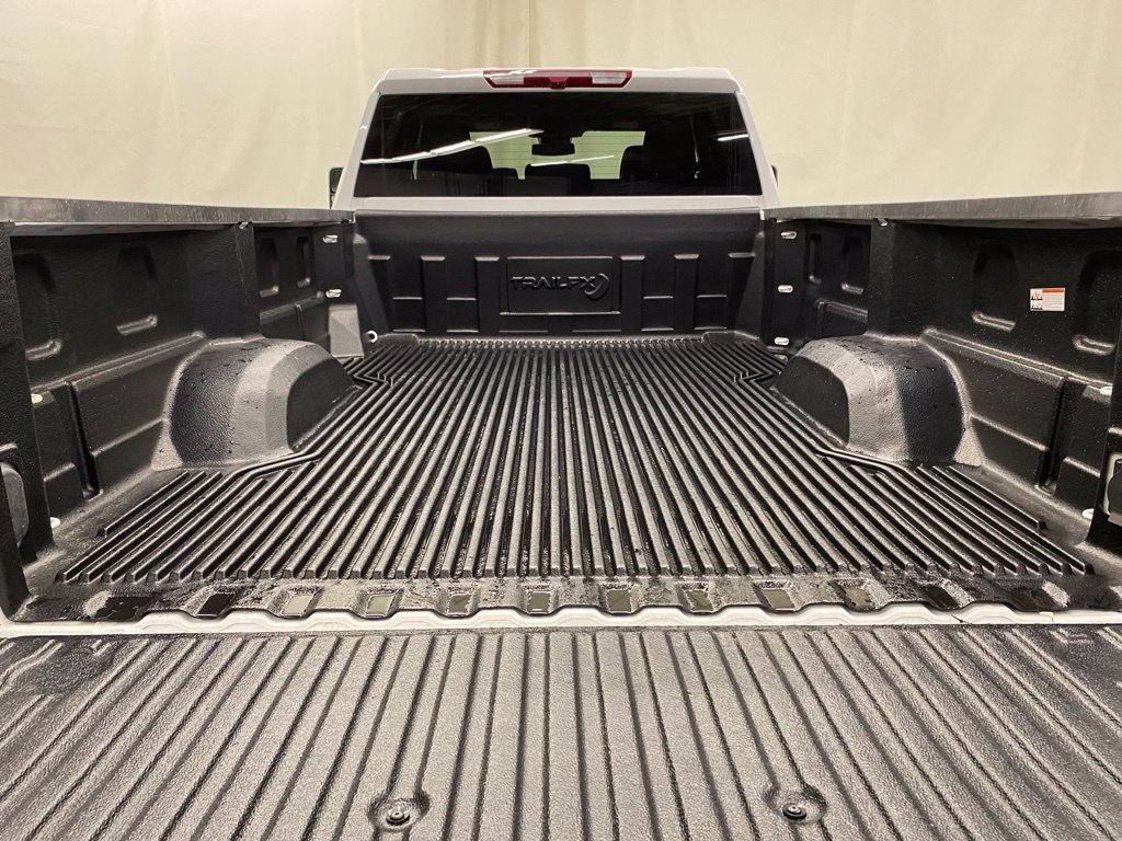 Used 2024 Chevrolet Silverado 2500 LT w/ True North Edition AWD/4WD image 8
