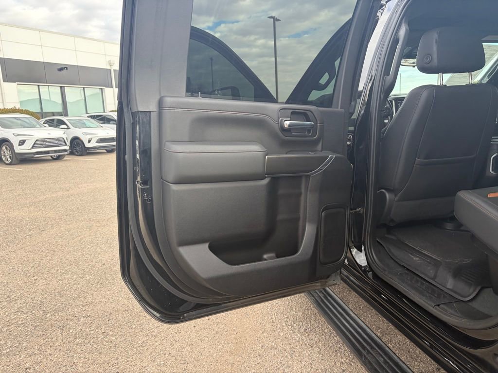 Used 2022 GMC Sierra 2500 AT4 w/ AT4 Premium Plus Package image 14