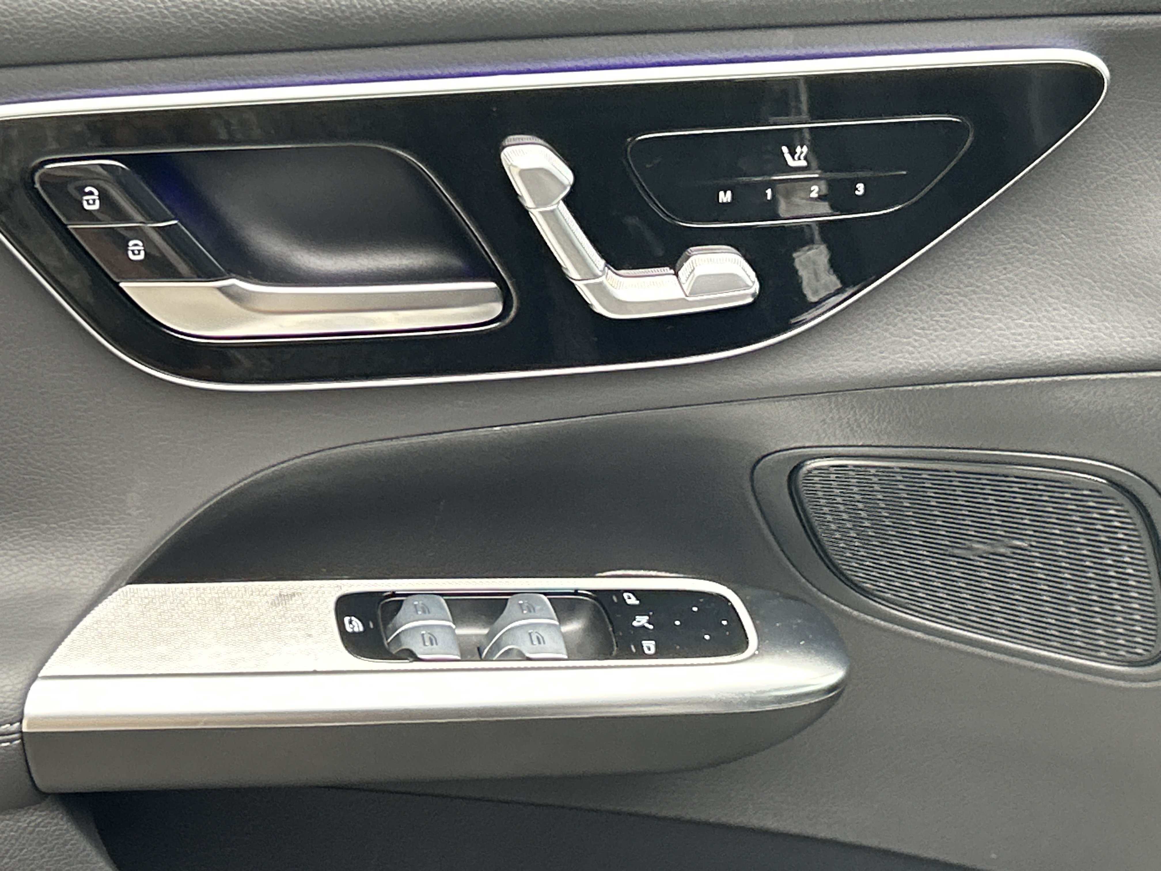 Certified 2026 Mercedes-Benz GLC 300 4MATIC image 18