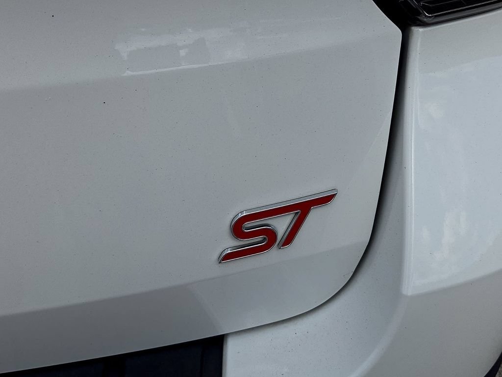 Used 2025 Ford Explorer ST AWD/4WD image 9