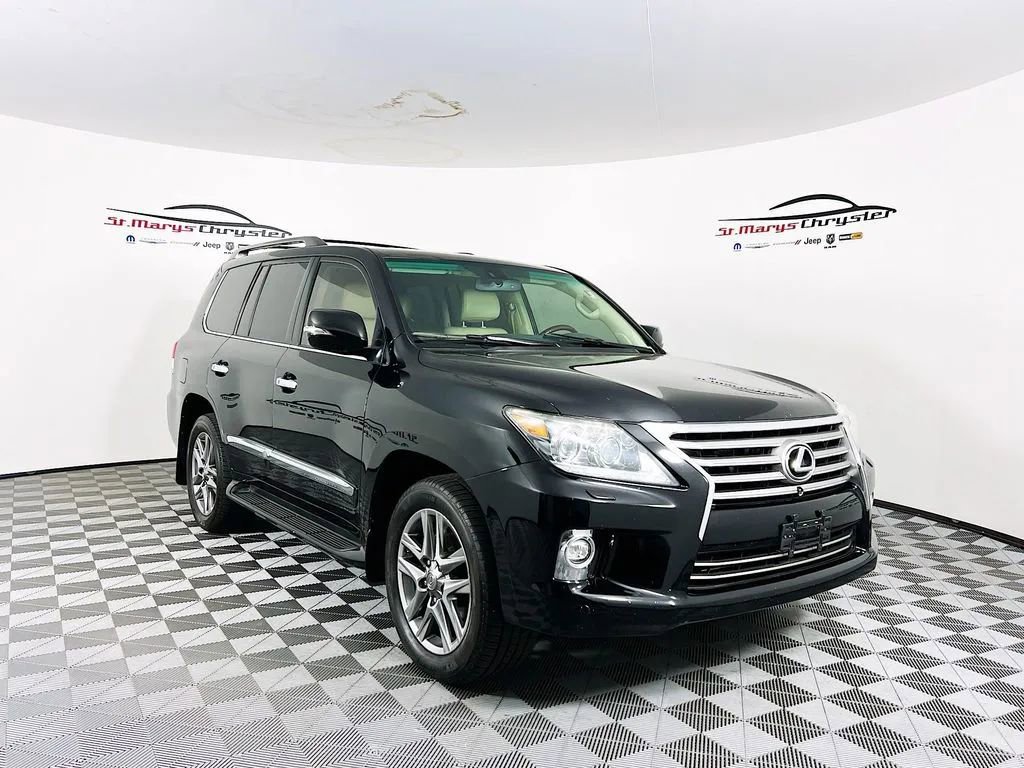 Used 2014 Lexus LX 570 4WD w/ Preferred Accessory Package