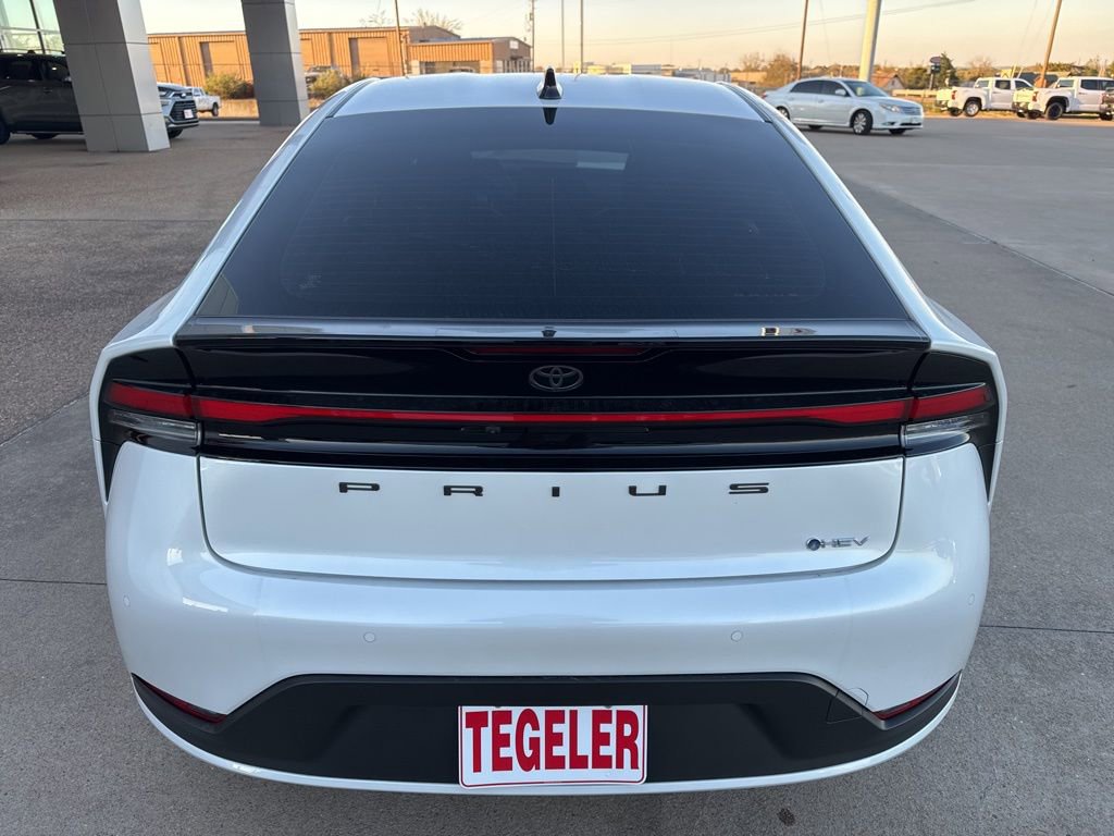 New 2026 Toyota Prius LE image 6