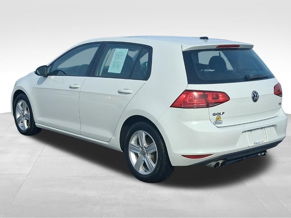 Used 2017 Volkswagen Golf Wolfsburg Edition image 9