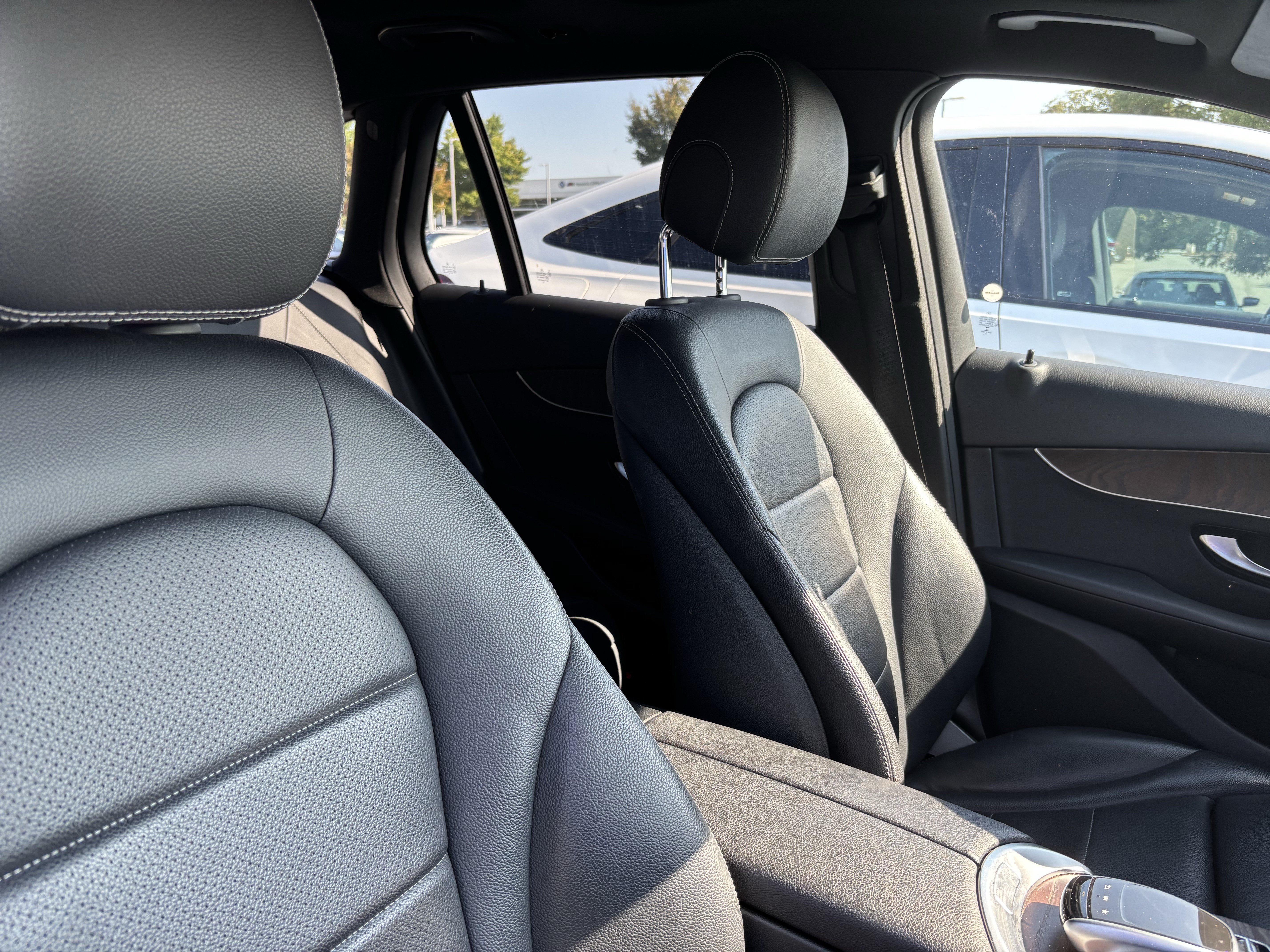 Used 2018 Mercedes-Benz GLC 300 4MATIC image 35