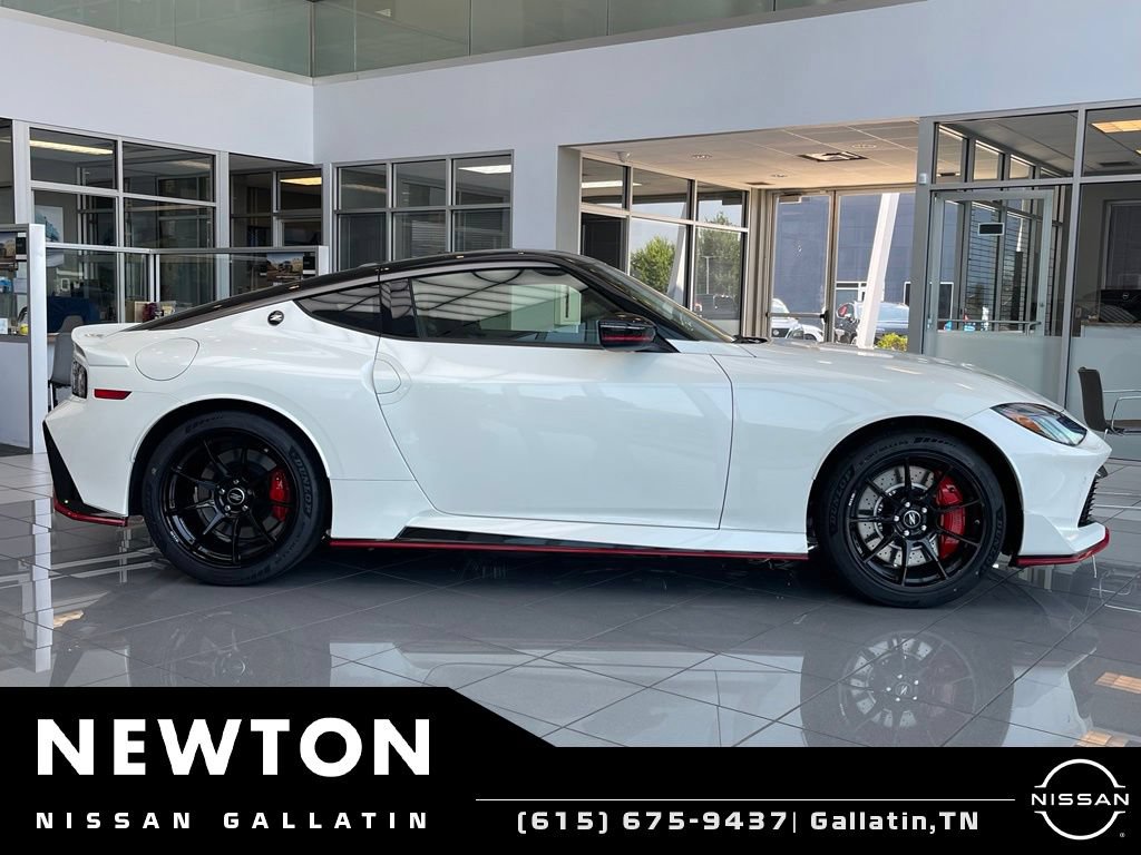 New 2027 Nissan Z NISMO RWD image 3