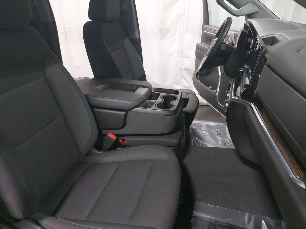 Used 2023 GMC Sierra 1500 SLE image 10