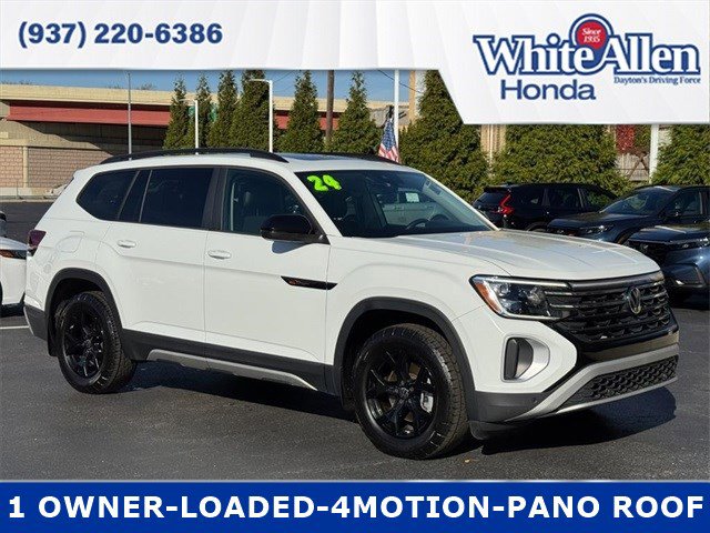 Used 2024 Volkswagen Atlas Peak Edition SE image 1