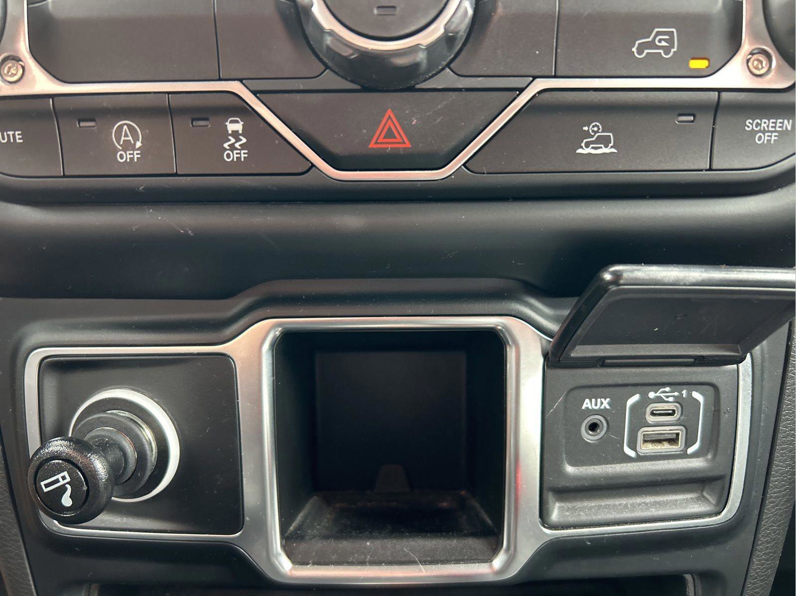 Certified 2023 Jeep Wrangler Sport image 31