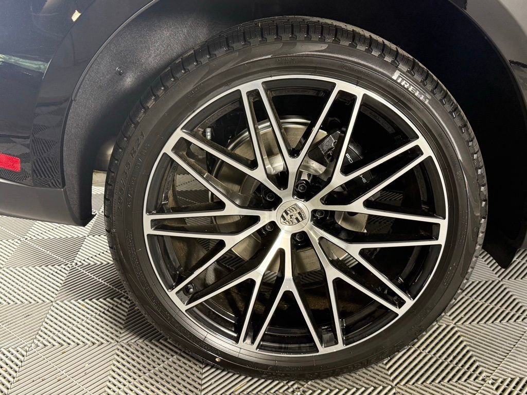 New 2026 Porsche Macan image 14