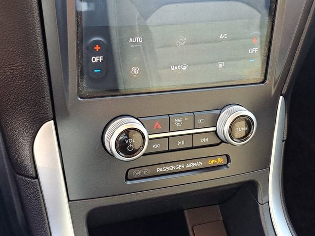 Certified 2024 Ford Edge SE w/ Black Appearance Package image 17