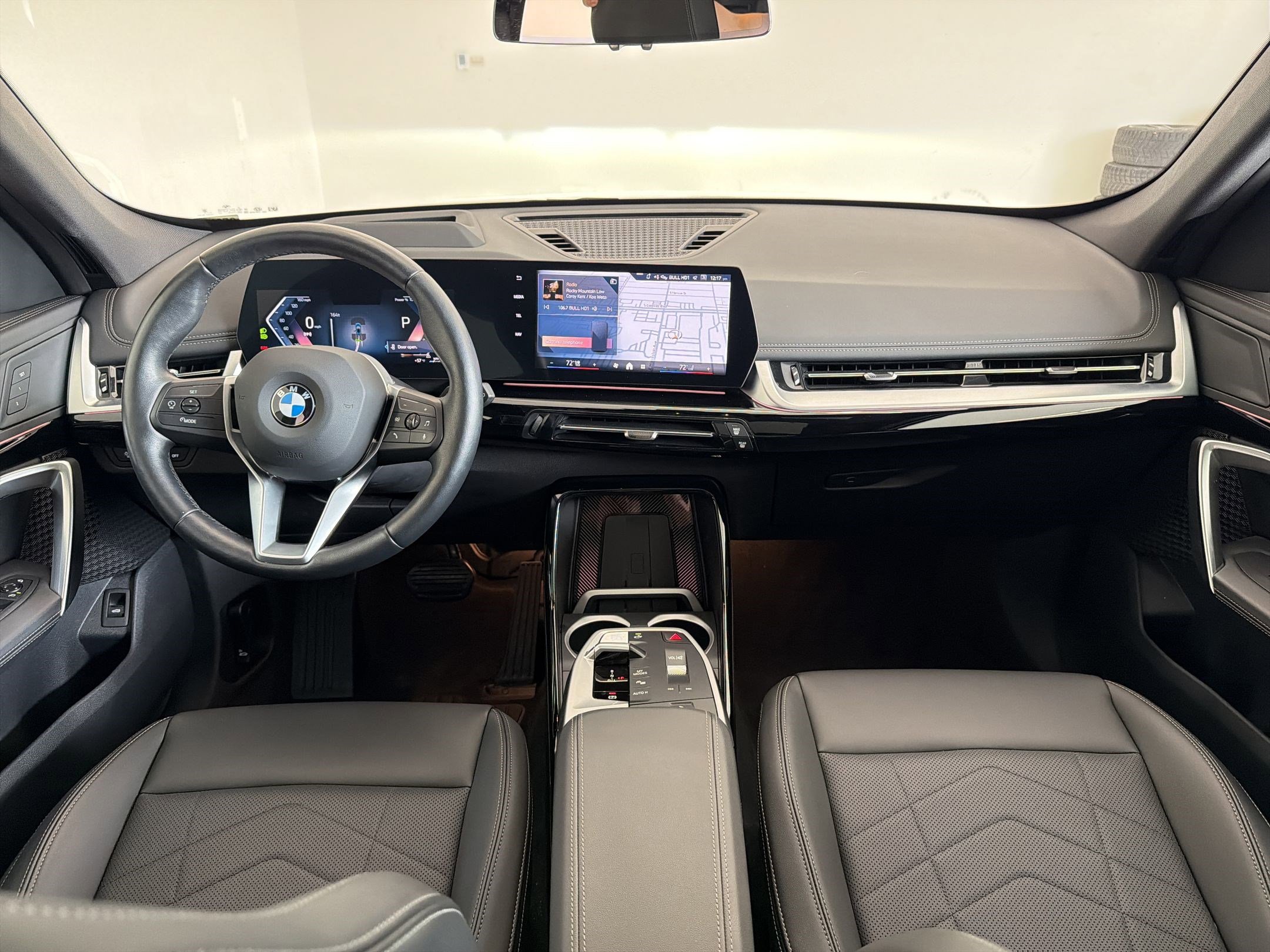 Used 2025 BMW X1 xDrive28i w/ Technology Package image 17