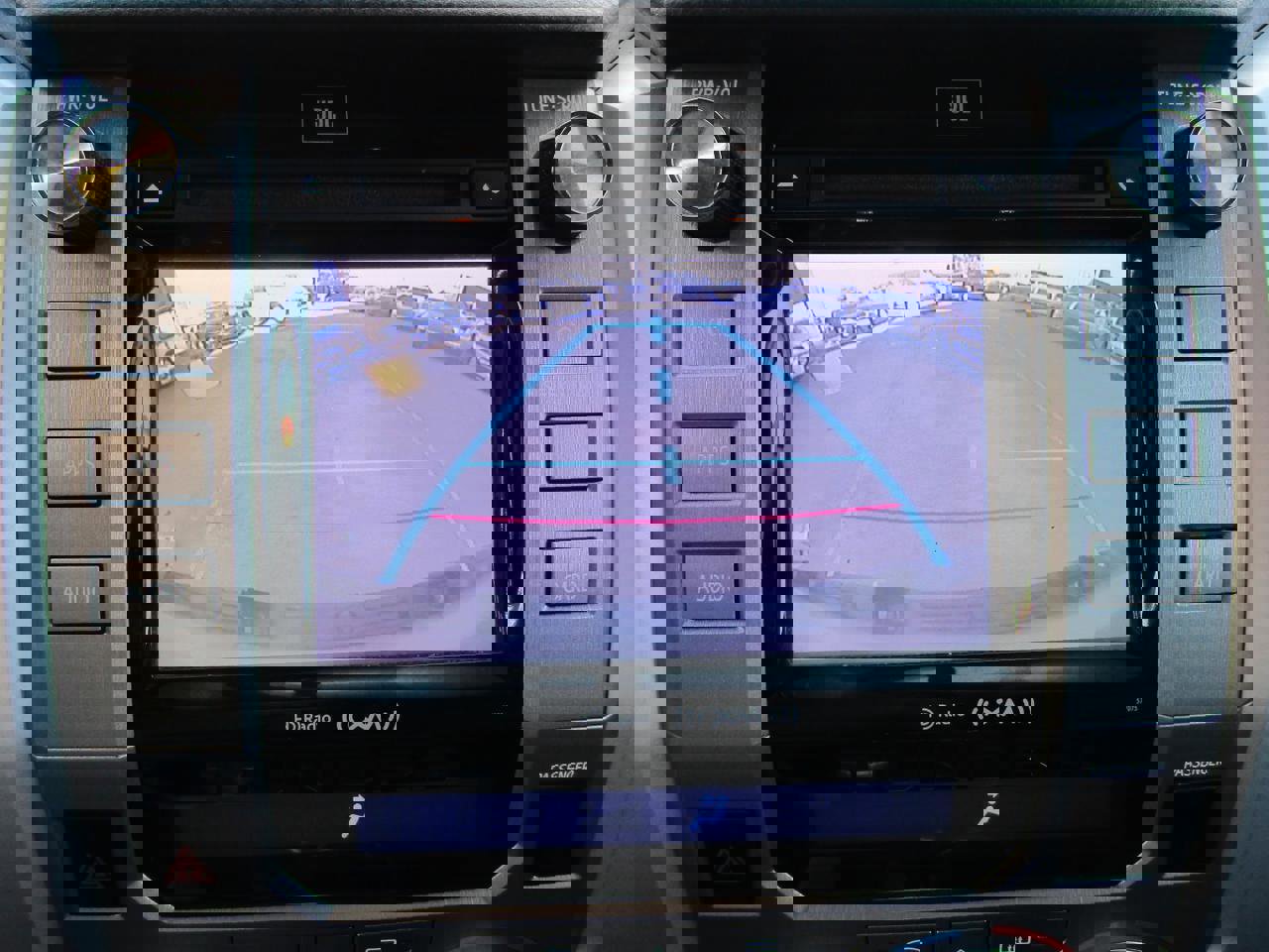 Used 2014 Toyota Tundra Platinum image 18