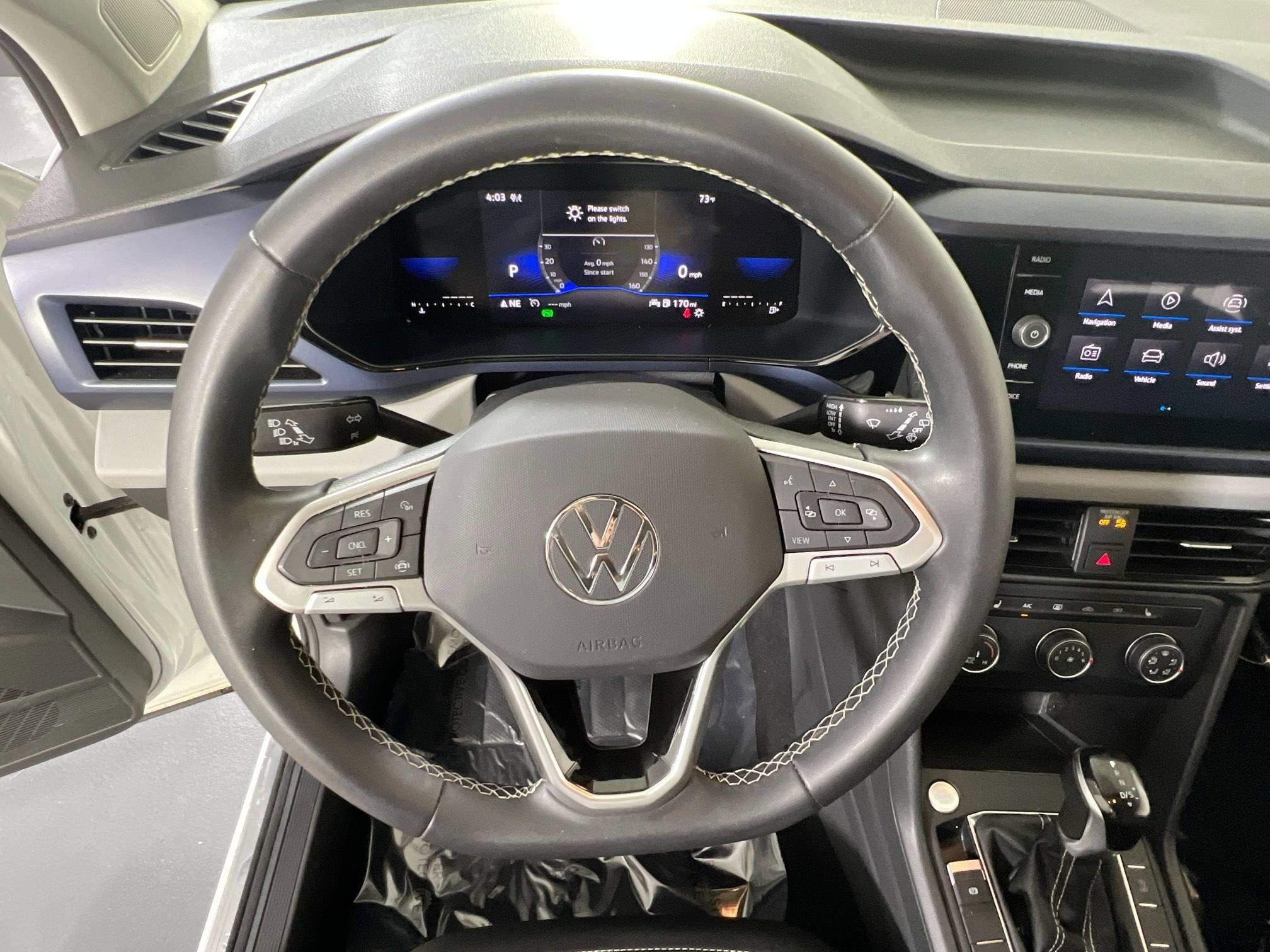 Used 2022 Volkswagen Taos SE image 11