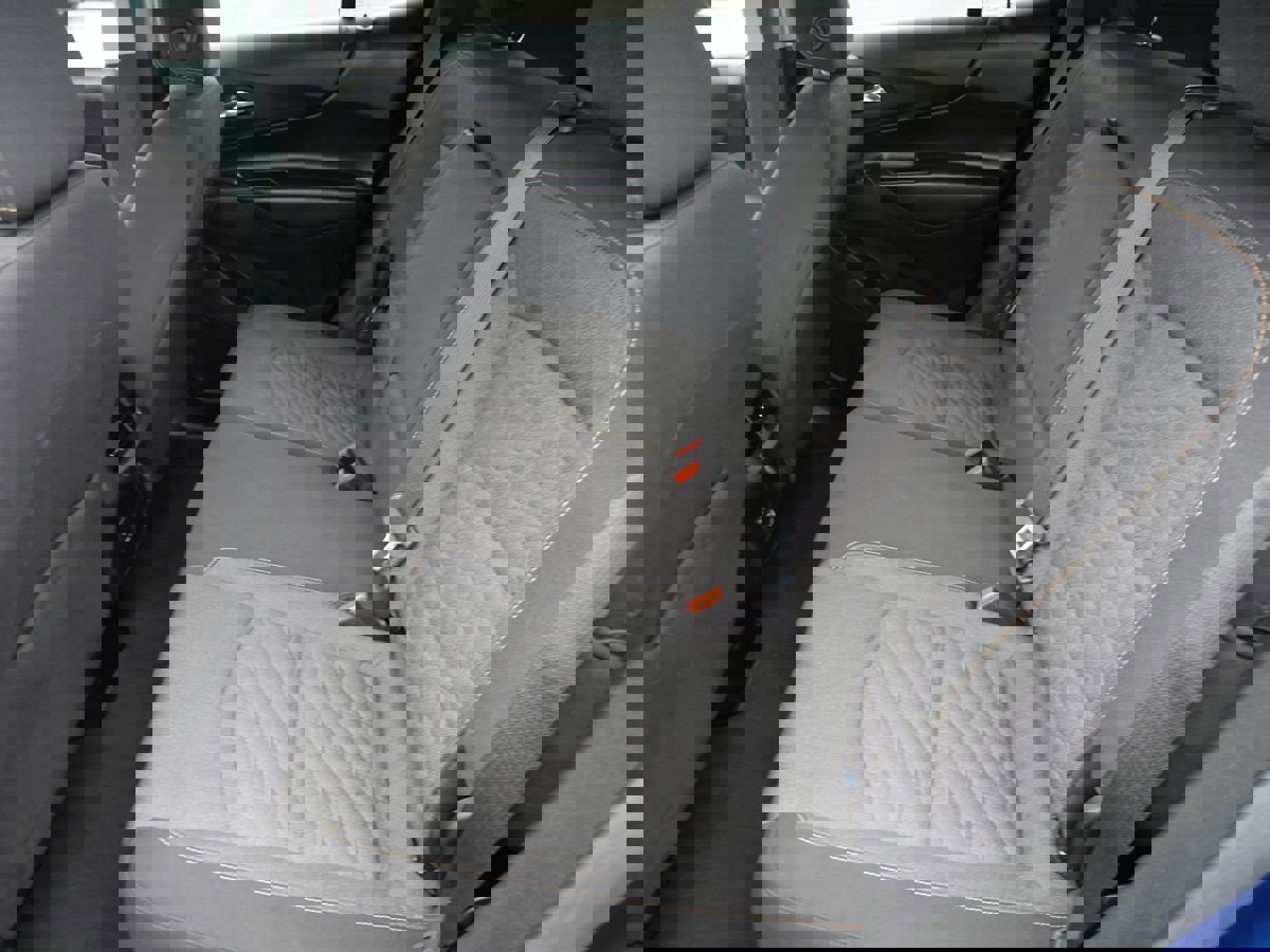 Used 2020 Chevrolet Equinox LT image 22