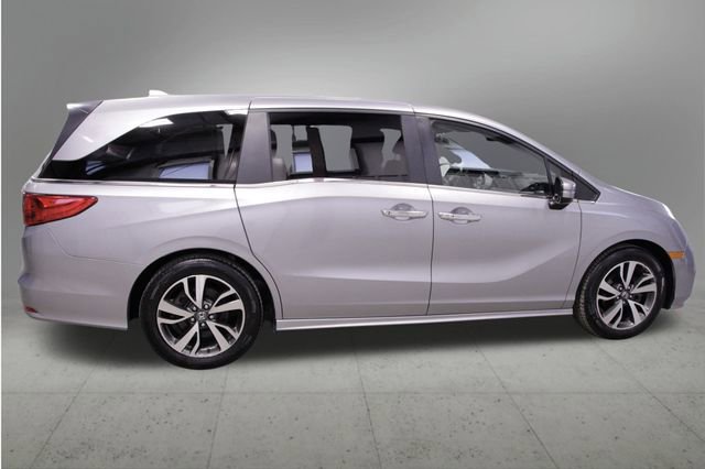Used 2023 Honda Odyssey Touring image 7