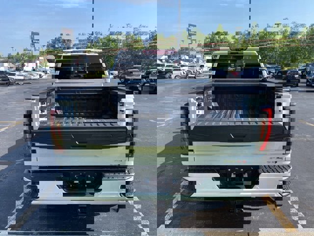 New 2025 GMC Sierra 2500 AT4 w/ AT4 Premium Plus Package image 9